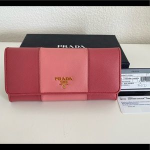 🚫sold🚫PRADA PORTAF PATT LUNGA WALLET